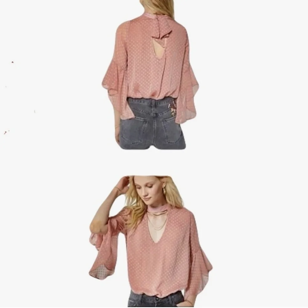 BAND OF GYPSIES Blush Boho Bell Sleeve Chiffon Swiss Dot Blouse, Size Large. NWT - Picture 2 of 7